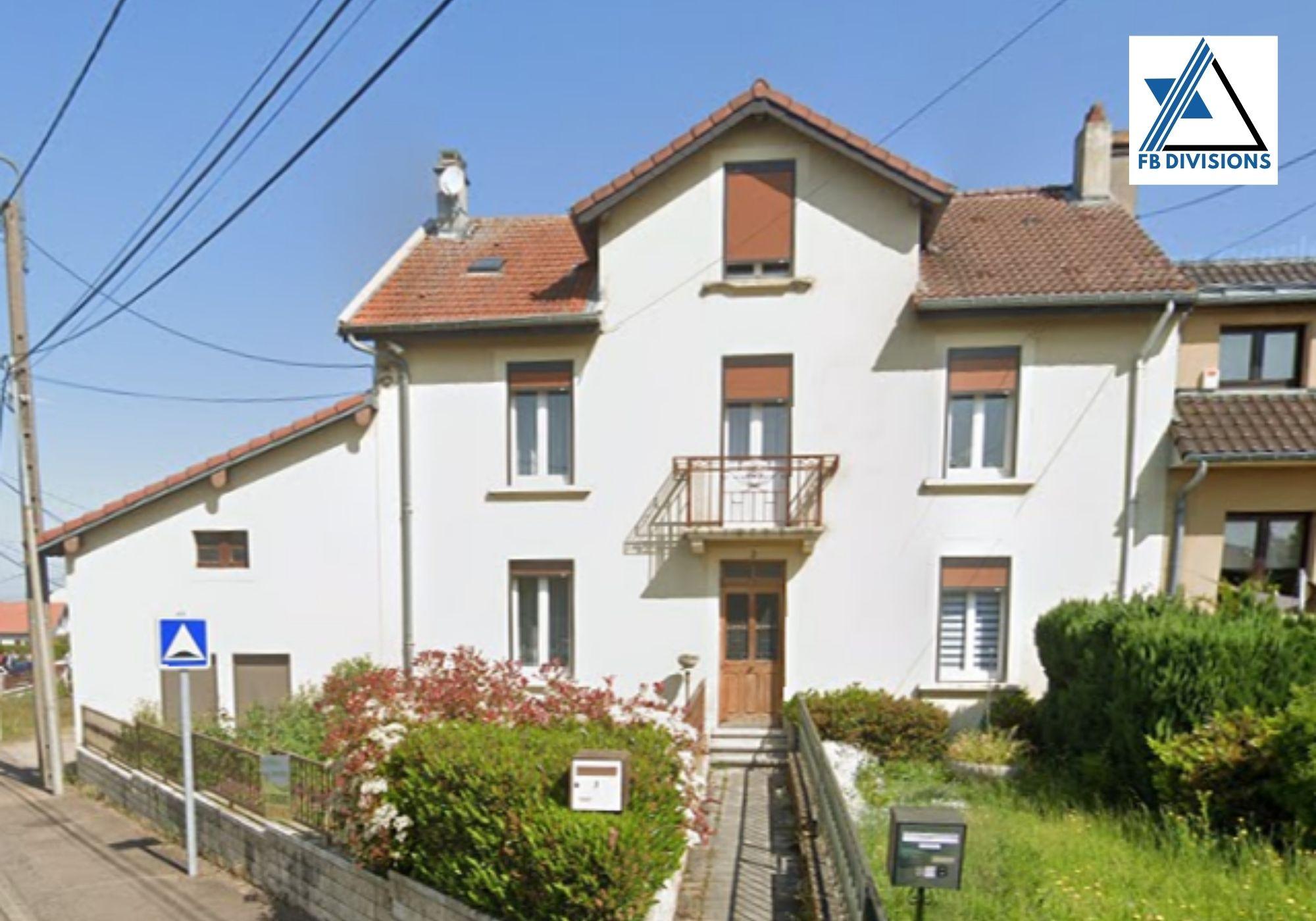 Maisons familiales et dépendances à Sainte-Marie-aux-Chênes (57255)